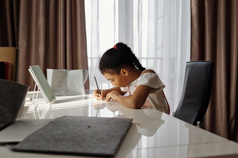8 Ways to Create the Ultimate Learning Environment at Home 1 Dedicated Learning Area