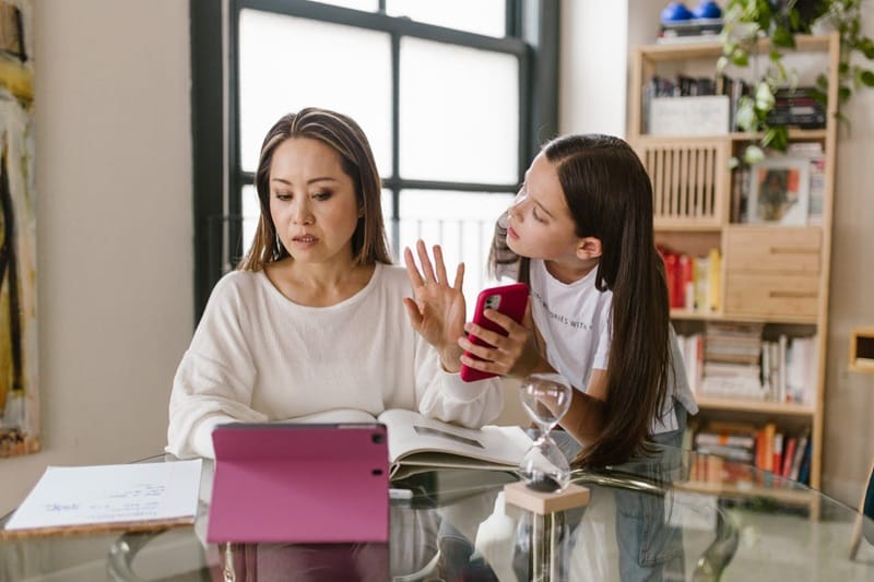 Setting Healthy Digital Boundaries
